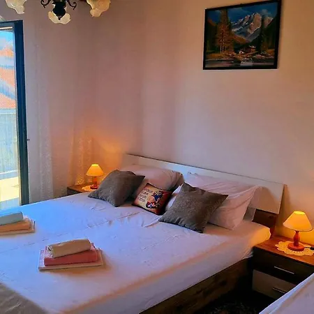 Apartment Djurdjica *