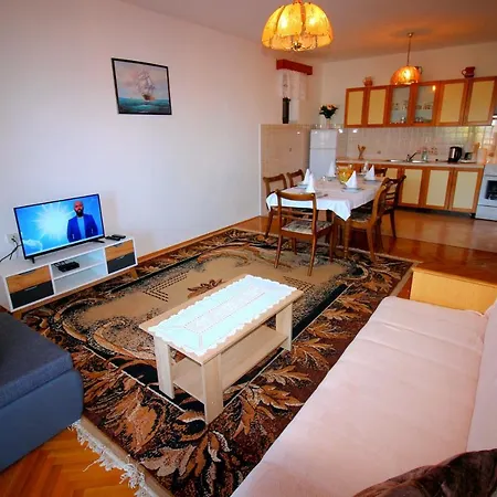 Djurdjica Apartment *