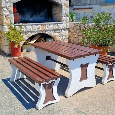 Apartment Djurdjica