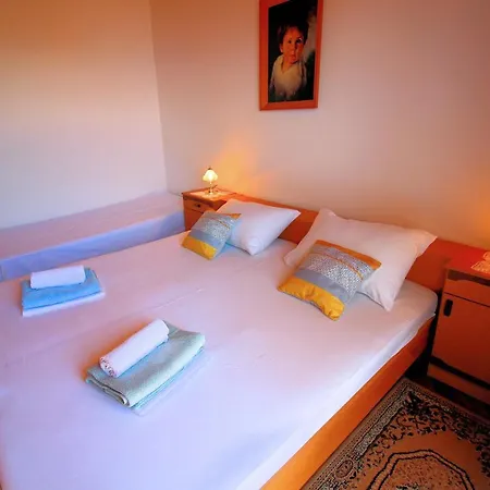 Djurdjica Apartment